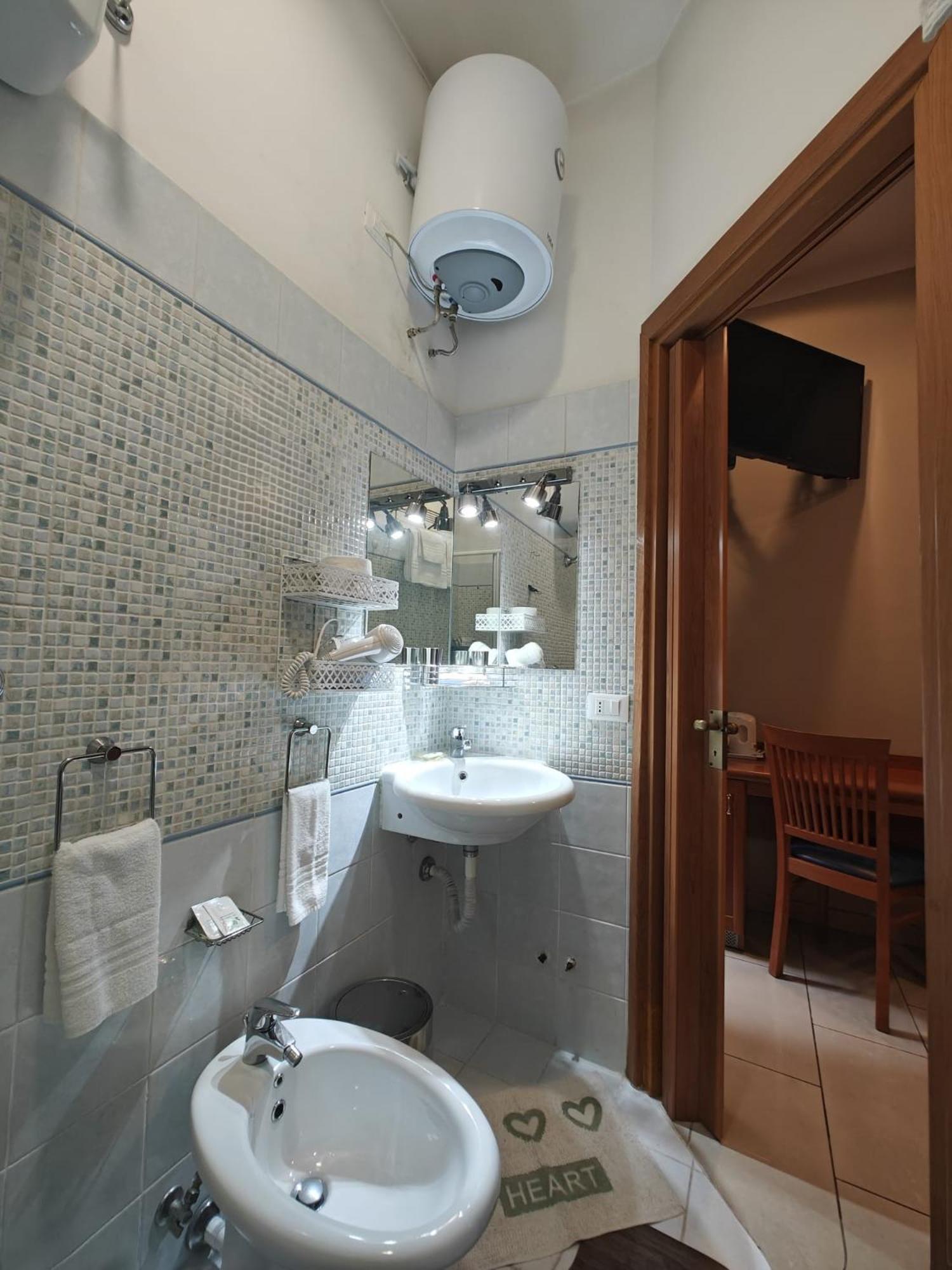 Domus Roxy Hotell Rom Exteriör bild